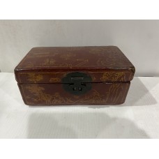 19004 . Jewelry box
