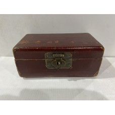 19007 . Jewelry box