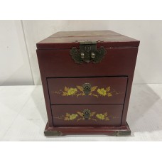 19015  Jewelry box
