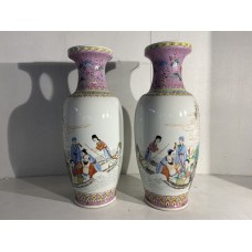 15032  antique wu cai vase