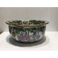 15019 . cantonese family rose bowl    ***SOLD***